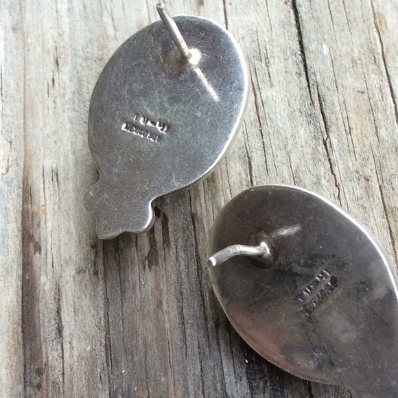 Classy Black Onyx Sterling Silver Earrings - Picture 4 of 10